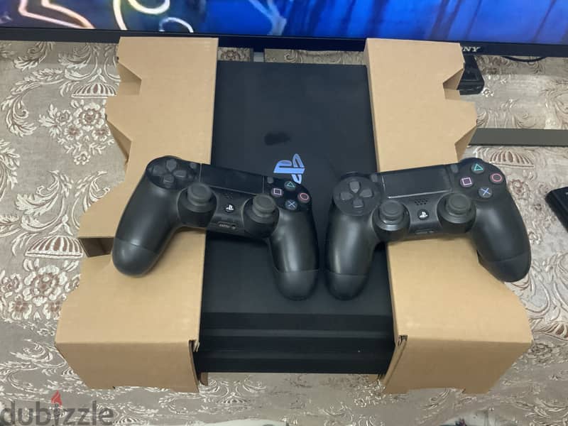 Song PS4 Pro 1TB in Mint Condition 4