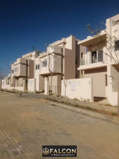 Villa for sale, townhouse, in installments up to 8 years, in the best location in the eastern expansions, directly in front of Al Jazeera Club, next t