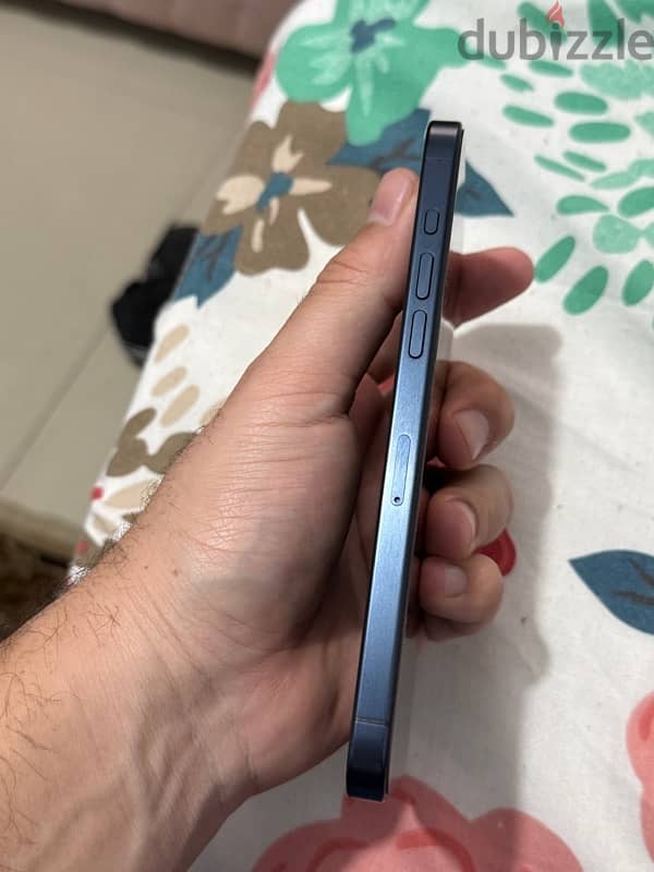 iPhone 15 pro max 256 GB -Blue titanium 4