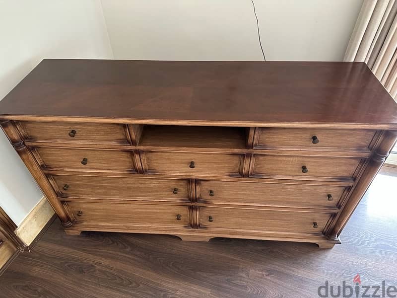 Chest of Drawers/Tv Unit (v heavy خشب زان)height 90/width 158/depth 48 1