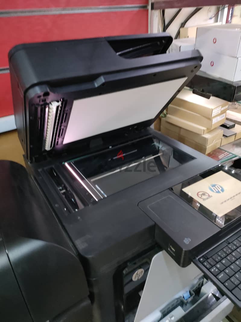 HP Printer Laser jet M380m 4