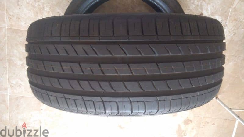 كاوتش Nexen مقاس 225/40R19 8