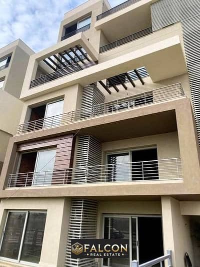 Apartment for sale with a down payment of 162 thousand, finished to the highest standard and installments up to 12 years in a compound on Al Wahat Roa