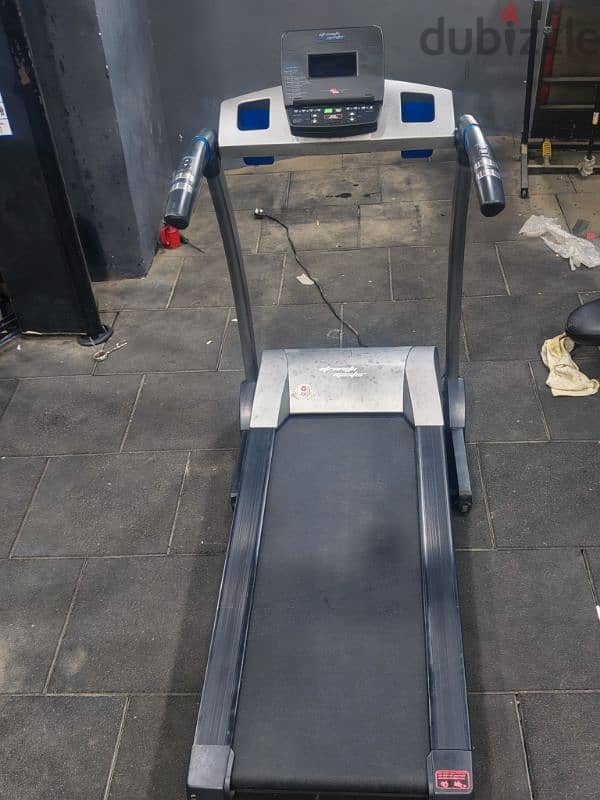 مشايه Strength Master Treadmill 1