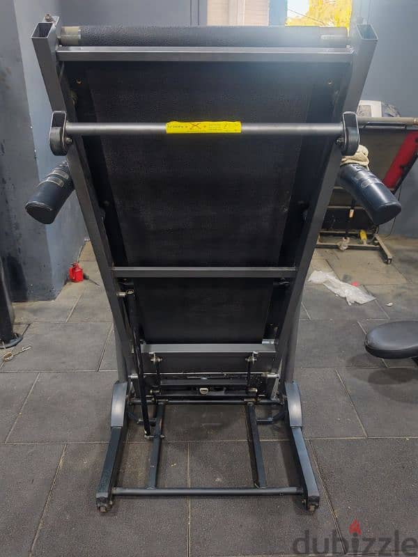 مشايه Strength Master Treadmill 2