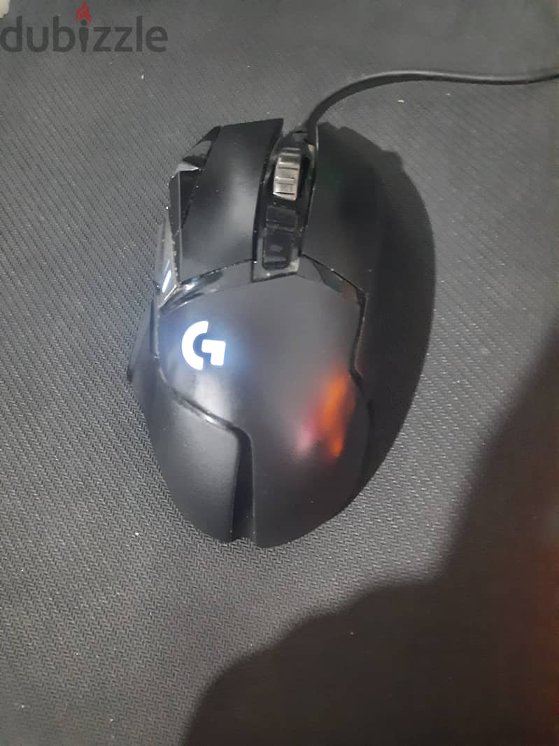 Logitech G502 hero 1