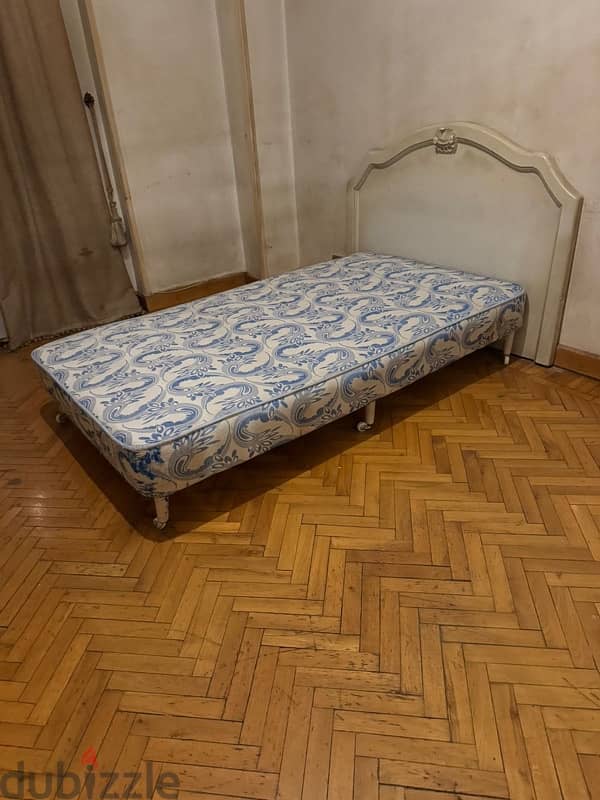 bed with mattress 5