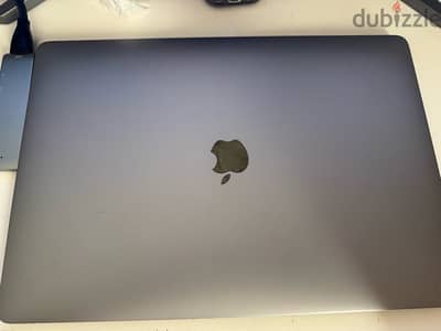 MacBook Pro 2017 (A1707) Core-i7 15-inch