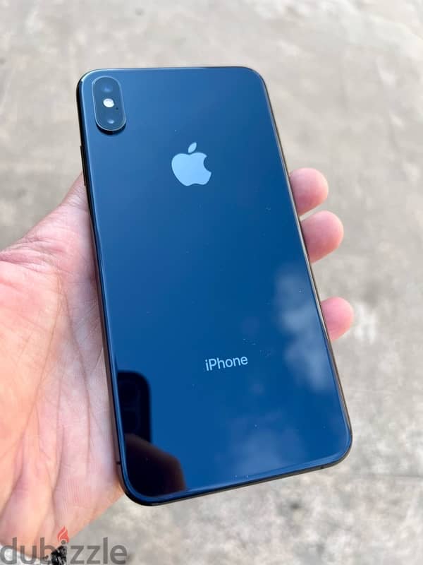 iPhone Xs Max 0