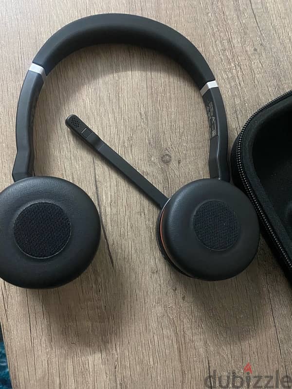 Jabra Evolve 75 Headset 4