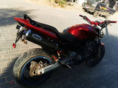 Honda Hornet 900