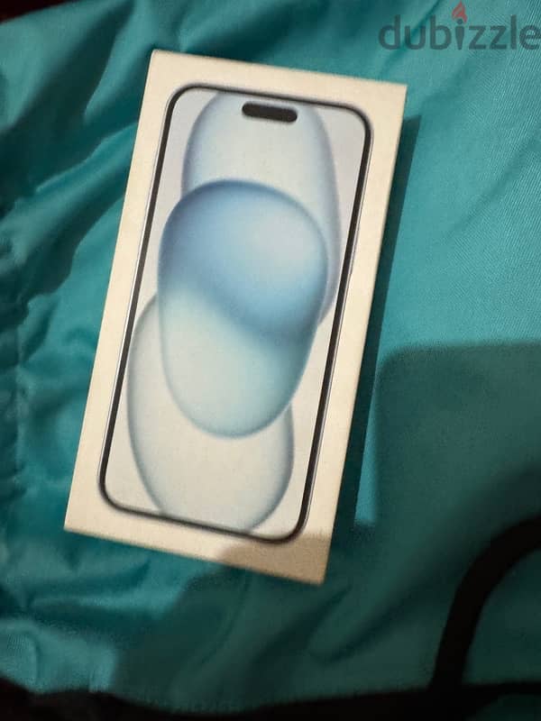 iPhone 15 plus blue 5