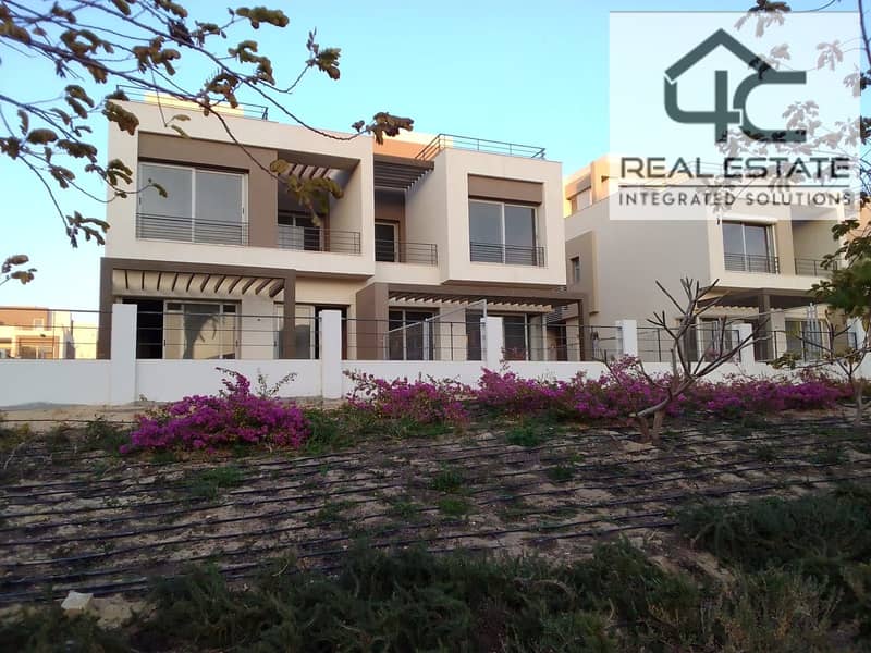 Twin house ready to move  in Palm Hills New Cairo for sale at the lowest price in the market 0