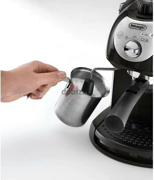 Delonghi coffee machine 4