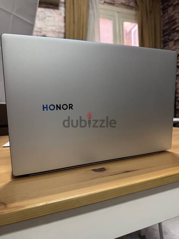 Honor Magicbook 15 - AMD Ryzen 5 3500u - VEGA 8 - 8GB RAM لابتوب 2