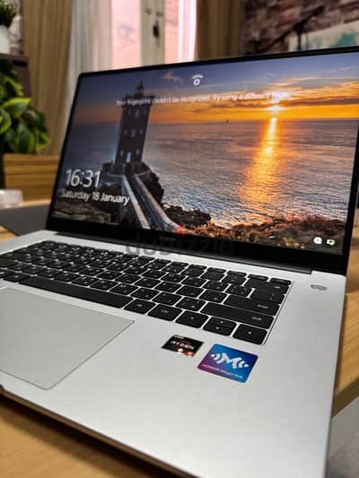 Honor Magicbook 15 - AMD Ryzen 5 3500u - VEGA 8 - 8GB RAM لابتوب