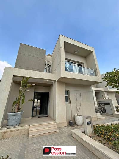 Villa with 0% down payment and installments up to 12 years in Badya Palm Hills October Compound close to all services and close to Juhayna Square