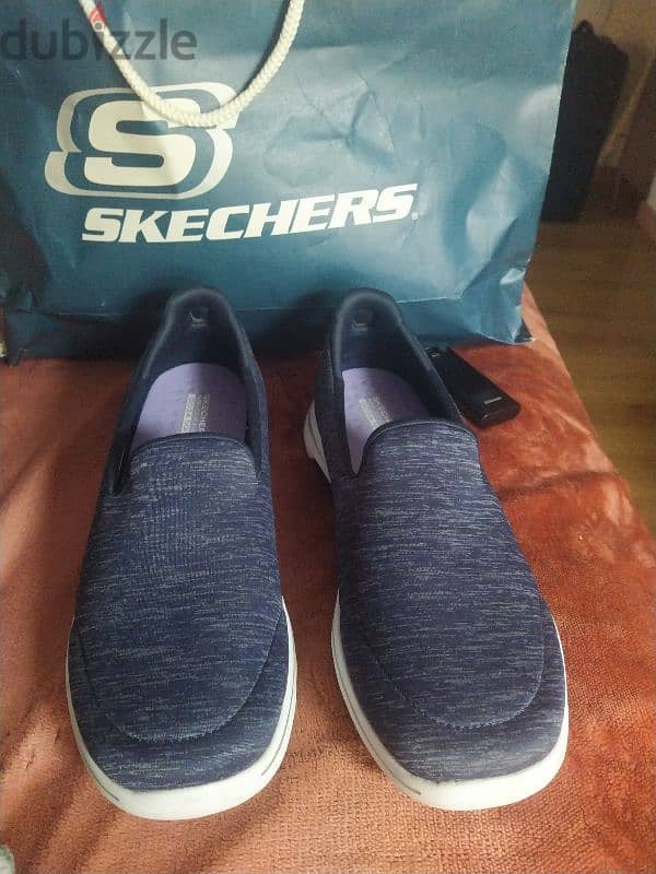 sketchers original 4