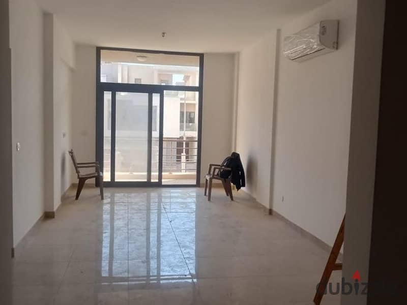 Apartment 124m for rent at compound el Marassem 0