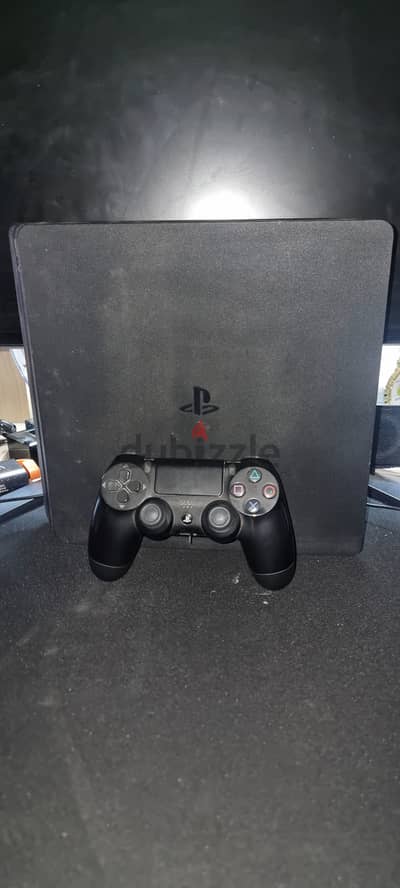 Playstation 4 slim 500 Gb with 1 original controller