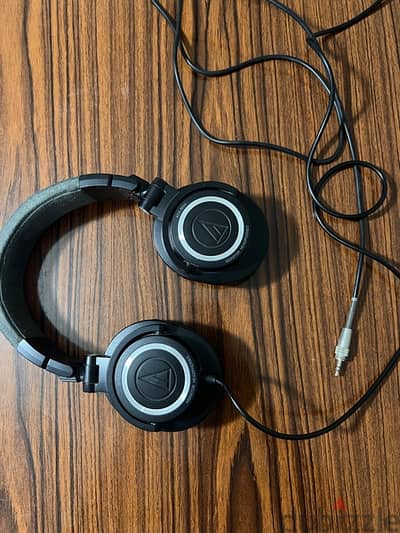 audio technica ath-m50 headphones imported from USA