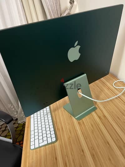 iMac M1 8gb 256gb mint condition