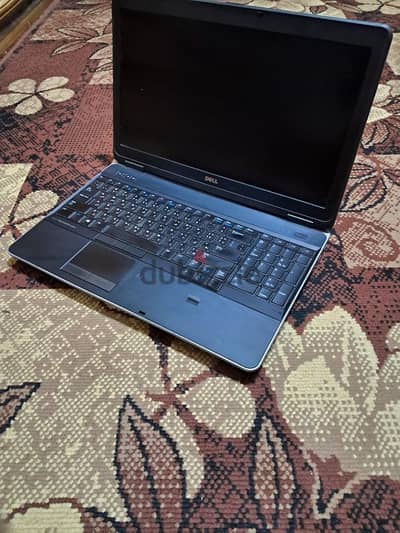 dell precision m2800. قابل للتوصيل