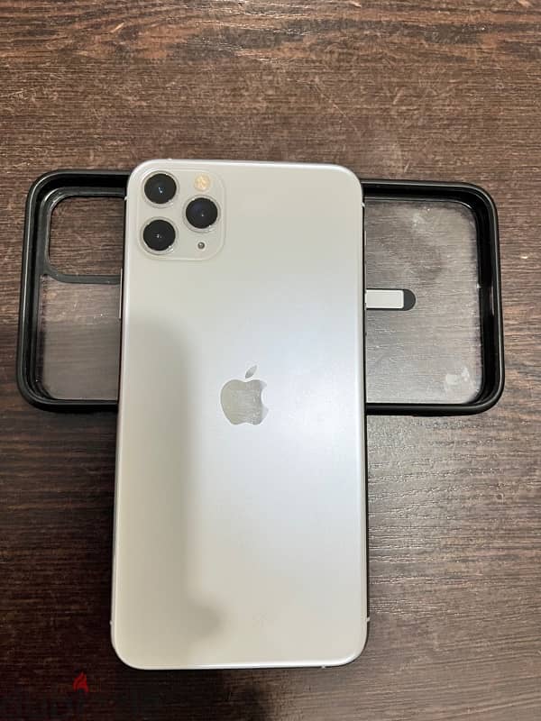 iPhone 11 Pro Max 2