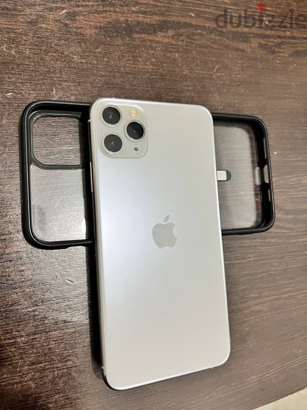 iPhone 11 Pro Max 3