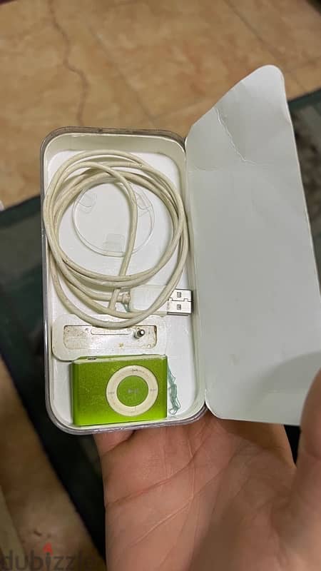 I POD 5Th generation and iPod Shuffle 2