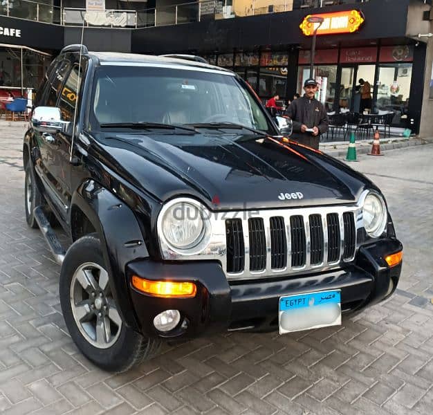 الرينجيد النادرة | جيب ليبرتي الرينجيد فبريكة4×4 وغرز حالةفوق الممتازة 0