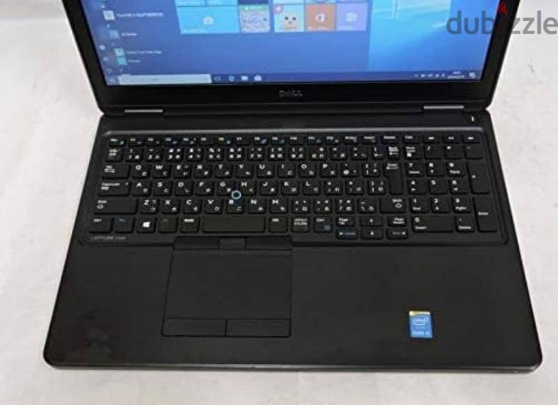 Laptop Dell core i7 7th 7820HQ ram8 15.6 inch 1