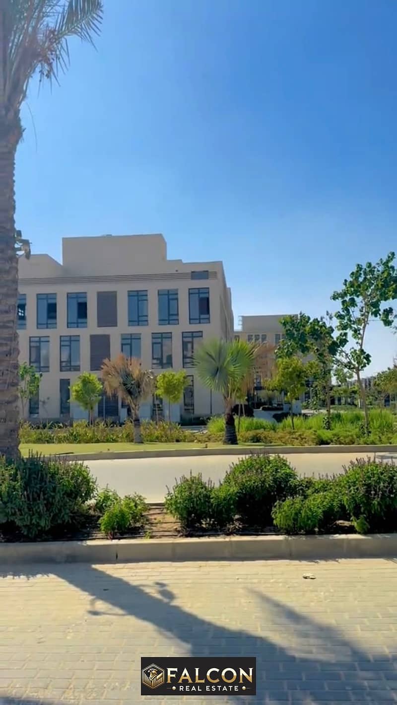 Administrative building on the facade, fully finished with air conditioners, for sale in District 5 Compound, New Cairo 0