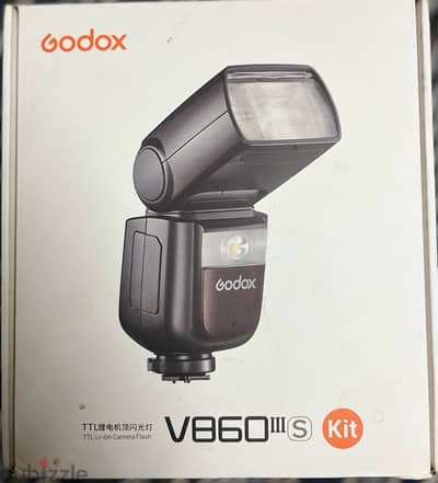 Flash Godox v860 III (S) with all accessories