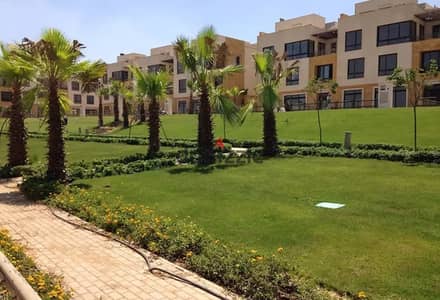 City villa for sale, townhouse, 306m 4 floors in Westown Sodic Beverly Hills compound location and distinctive view in Sheikh Zayed next to Allegria