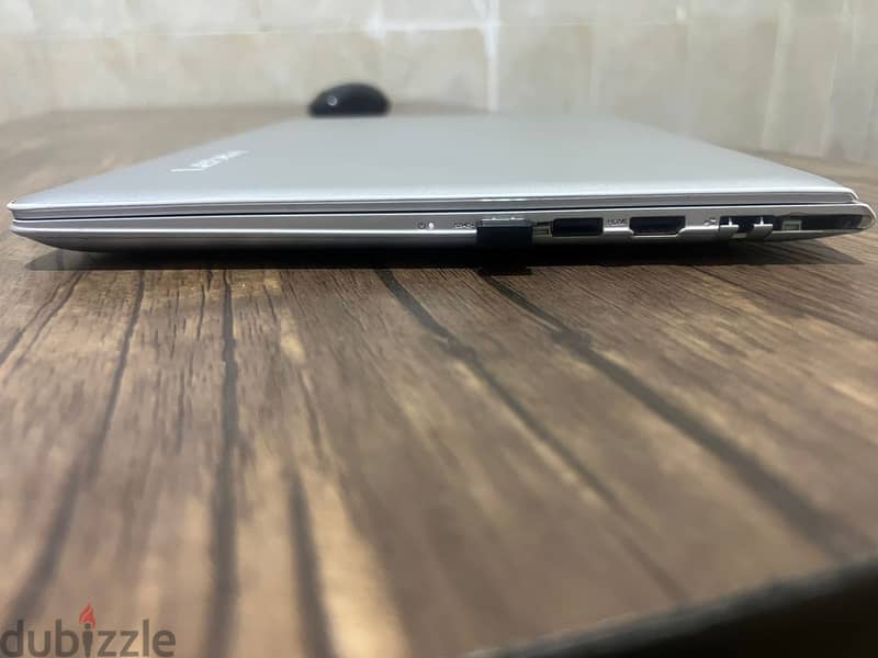 Lenovo ideapad 510-S I5- 7th Gen,AMD RADEON Graphics,ULTRA Slim 10