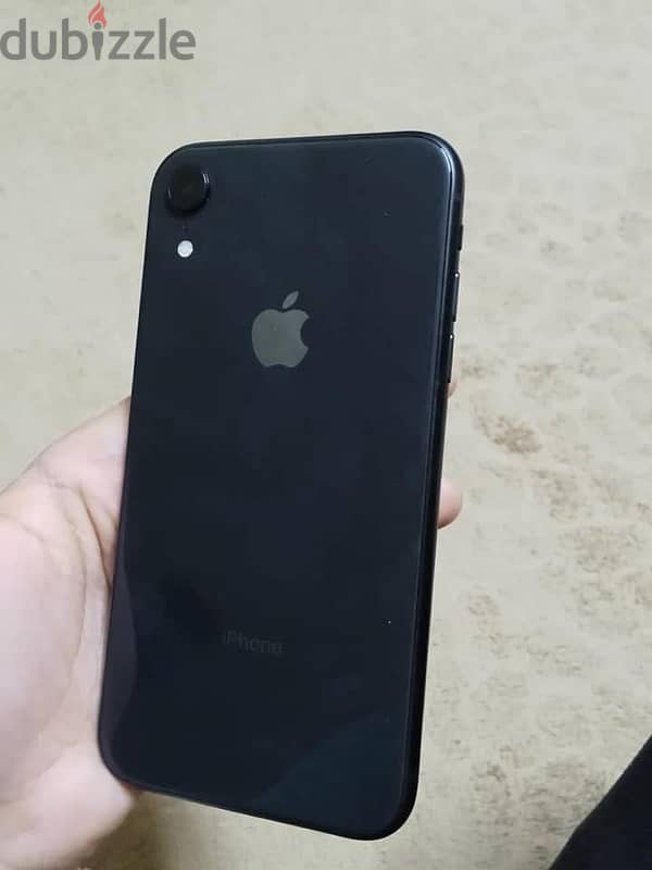 iPhone XR 1