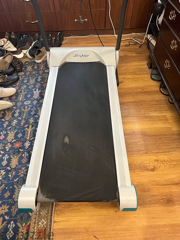 Jkcxcr Glory 7450 used as new treadmill 1