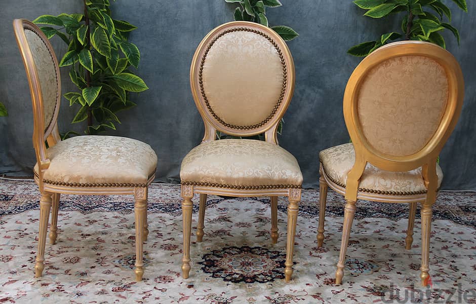 French-Style Baroque Medallion Chairs - 9 carat Gold 1