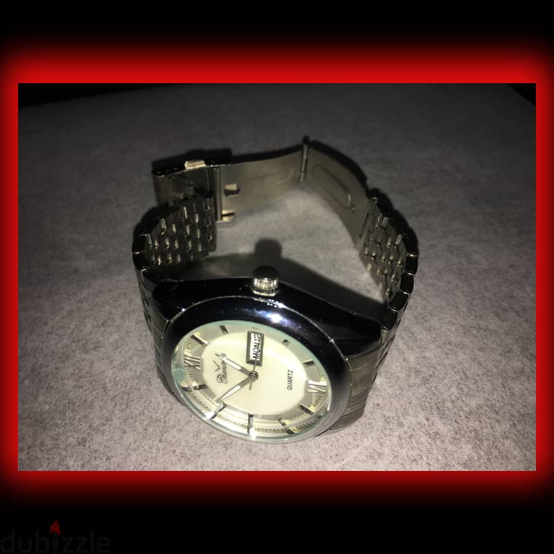 Charisma QUARTZ Watch 3