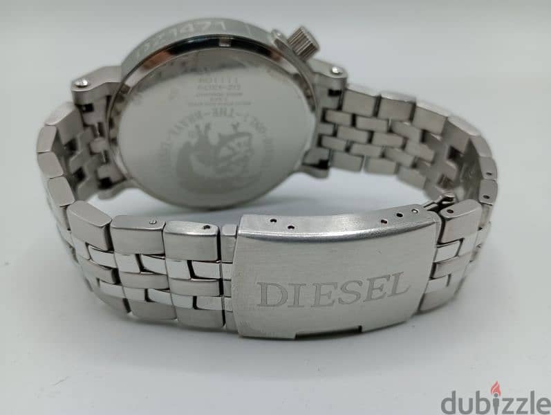 ساعه ديزل كالجديده Diesel 5