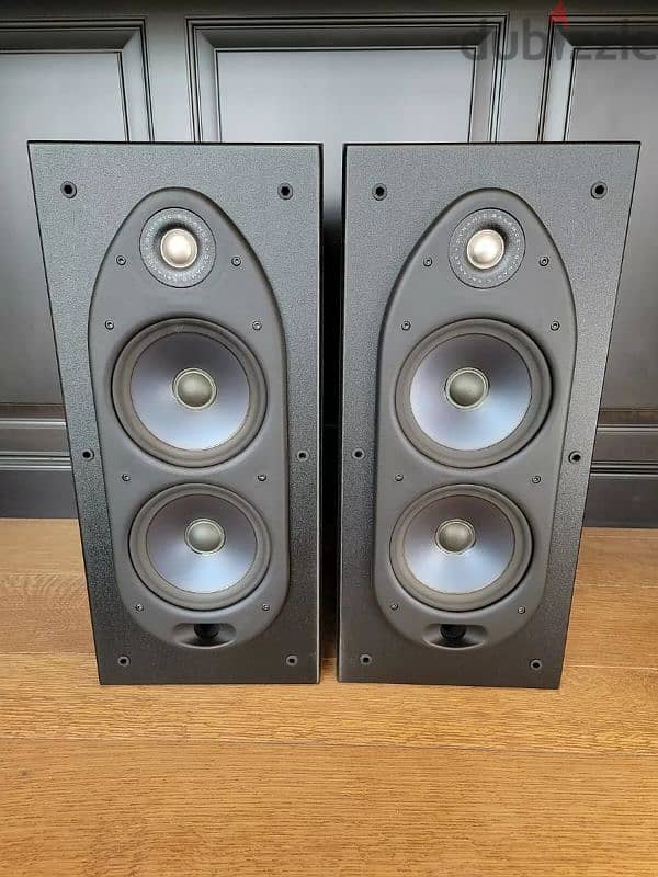 speakers Polk Audio 5