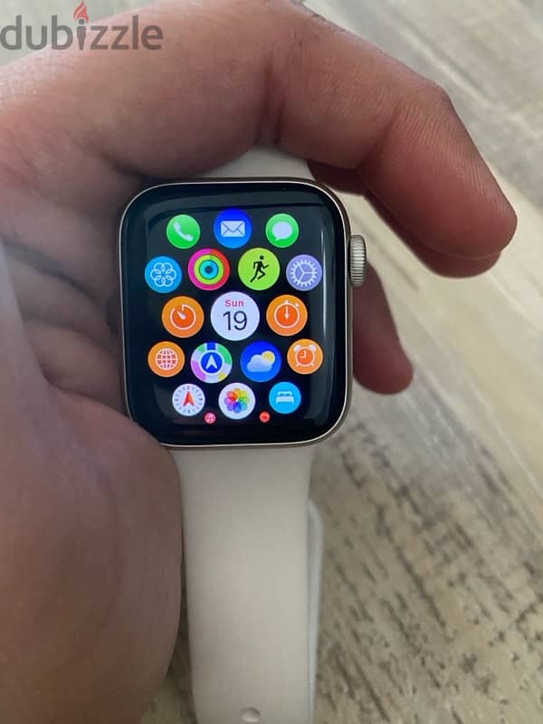 Apple Watch Se 2nd generation 4