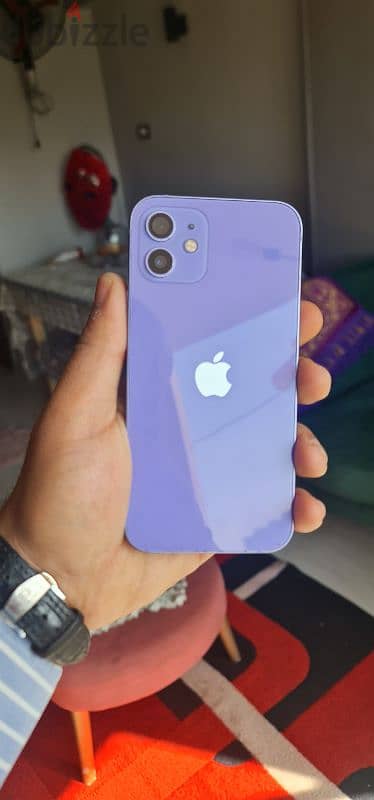 iPhone 12 حاله جيده 7