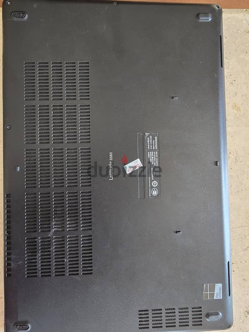 للبيع 5 لابات dell 5580 بحالة ممتازة 5