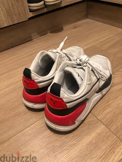 puma shoes used really good condition