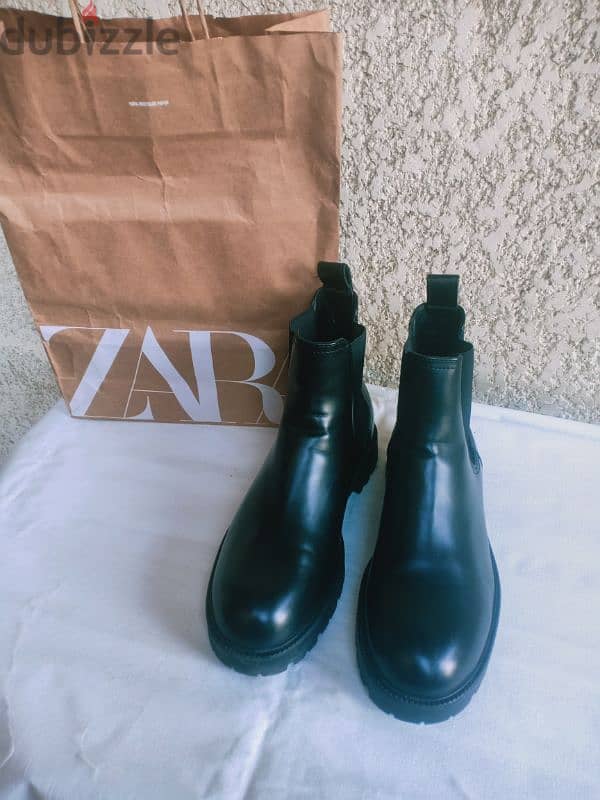 ZARA size 45 4