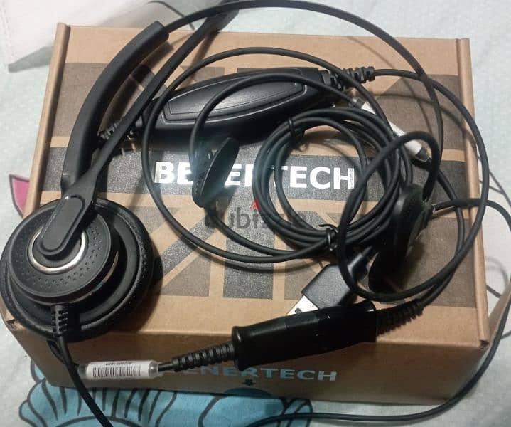 متاح سماعاه كول سنتر من نوع Benertech A710 1