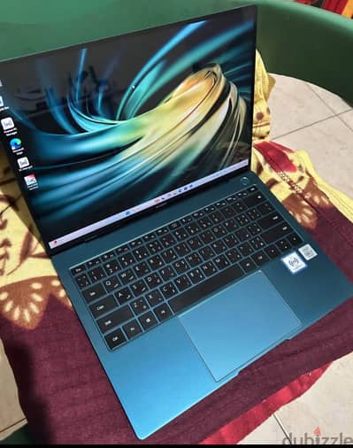 huawei matebook D15 2022 الجهاز حالته جيده جدا وارد الخارج