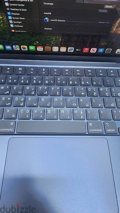 MacBook air m2 13 inch 256 8